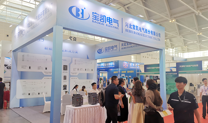 暴击行业天花板！jinnianhui今年会电气硬核技术亮相天津清洁能源展，引央视记者及能源产业巨头现场“挖宝”